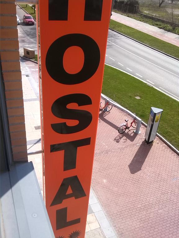Burgo Hostal Via Lactea מראה חיצוני תמונה
